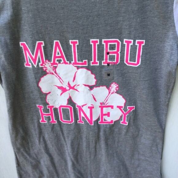 Old Navy Short Sleeve Womens Graphic Malibu Honey Tee Size M - Picture 2 of 7